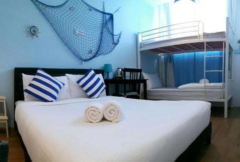 סוויטה משפחתית, Elephant House Boutique