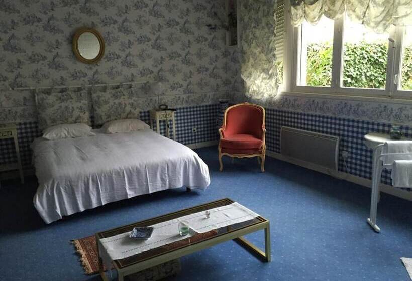 スーペリアースイート, Joly