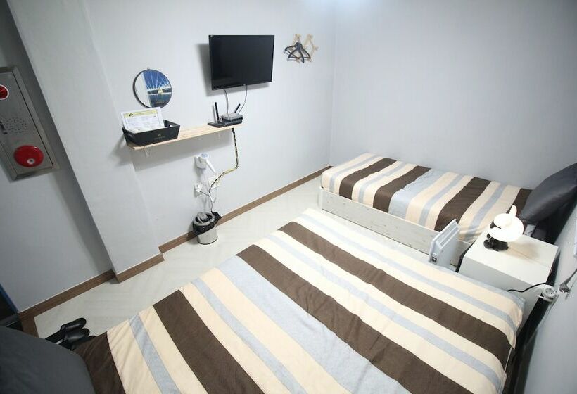اتاق استاندارد سه نفره, 24 Guesthouse Seomyun