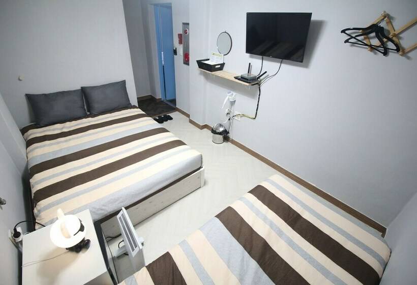 اتاق استاندارد سه نفره, 24 Guesthouse Seomyun