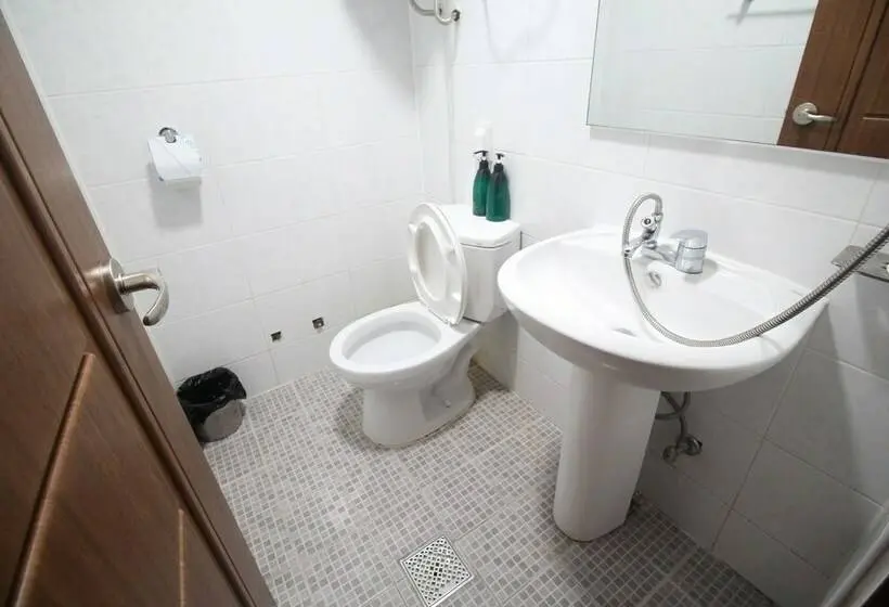 اتاق استاندارد سه نفره, 24 Guesthouse Seomyun