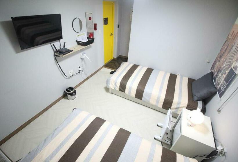 اتاق استاندارد, 24 Guesthouse Seomyun