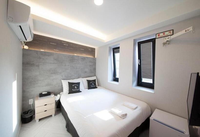 اتاق استاندارد, 24 Guesthouse Seomyun