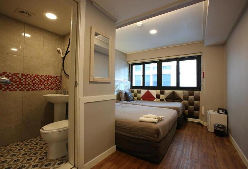 اتاق استاندارد سه نفره, 24 Guesthouse Seomyun