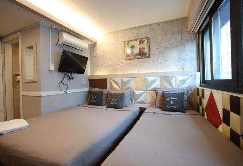 اتاق استاندارد سه نفره, 24 Guesthouse Seomyun