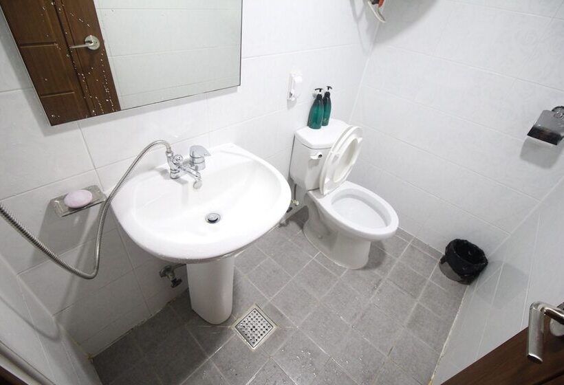 اتاق استاندارد, 24 Guesthouse Seomyun