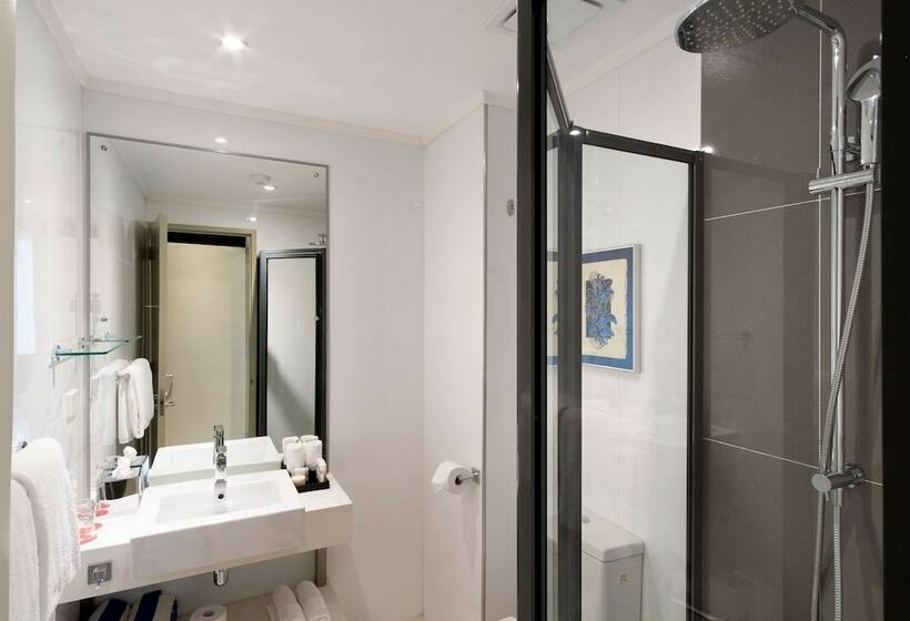 침실 2개 스위트, Ramada Suites By Wyndham Wailoaloa Beach Fiji