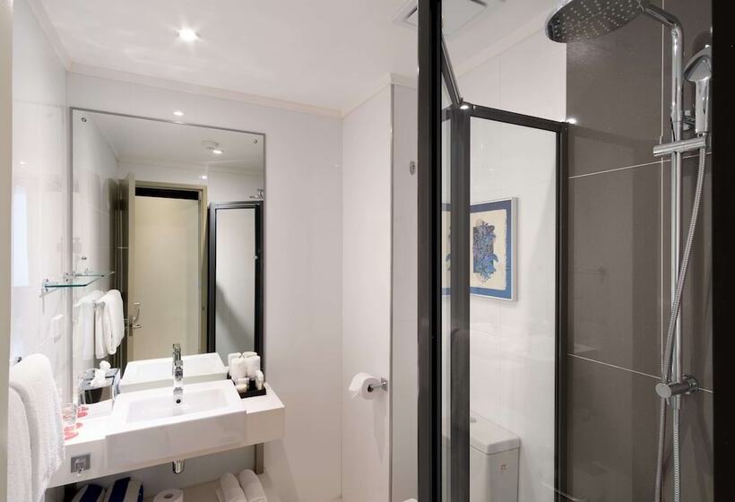 스위트, Ramada Suites By Wyndham Wailoaloa Beach Fiji