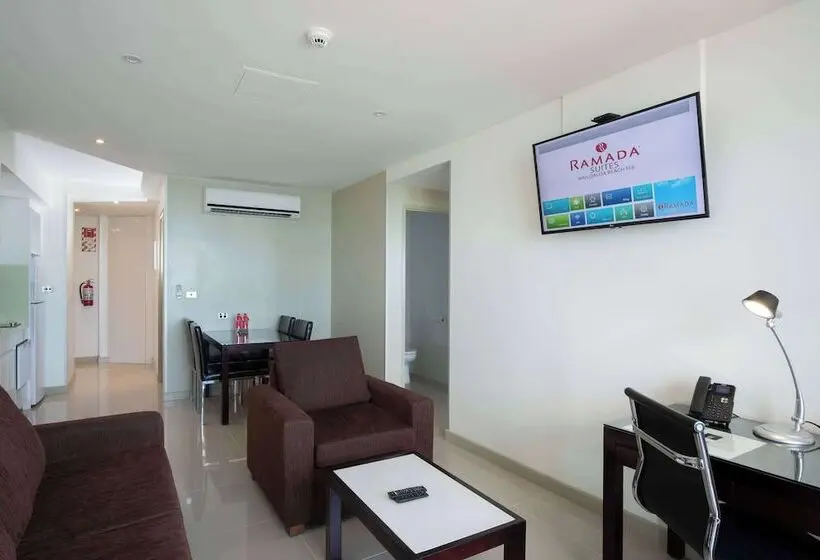 スイート, Ramada Suites By Wyndham Wailoaloa Beach Fiji