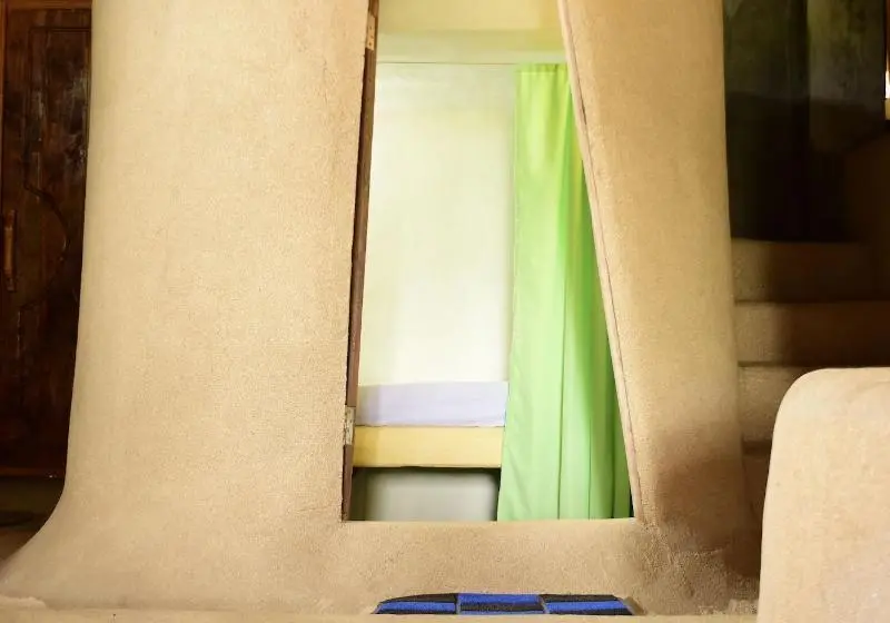スタンダードシングルルーム, The Rabbit Tree Hostel