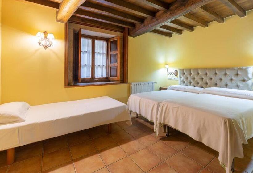 스탠다드 트리플 룸, Asador De Roxos Casa Albardonedo