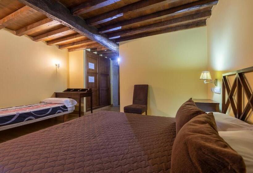 스탠다드 트리플 룸, Asador De Roxos Casa Albardonedo