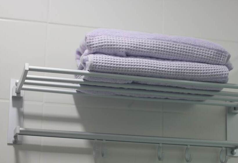Студия Deluxe, De Houz   Trefoil Setia Alam Home Stay