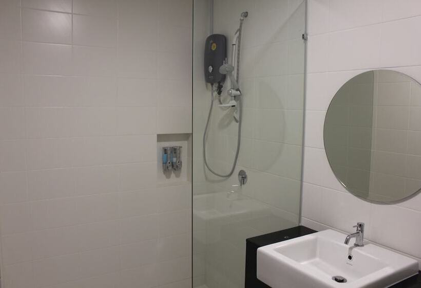 Студия Deluxe, De Houz Trefoil Setia Alam Home Stay