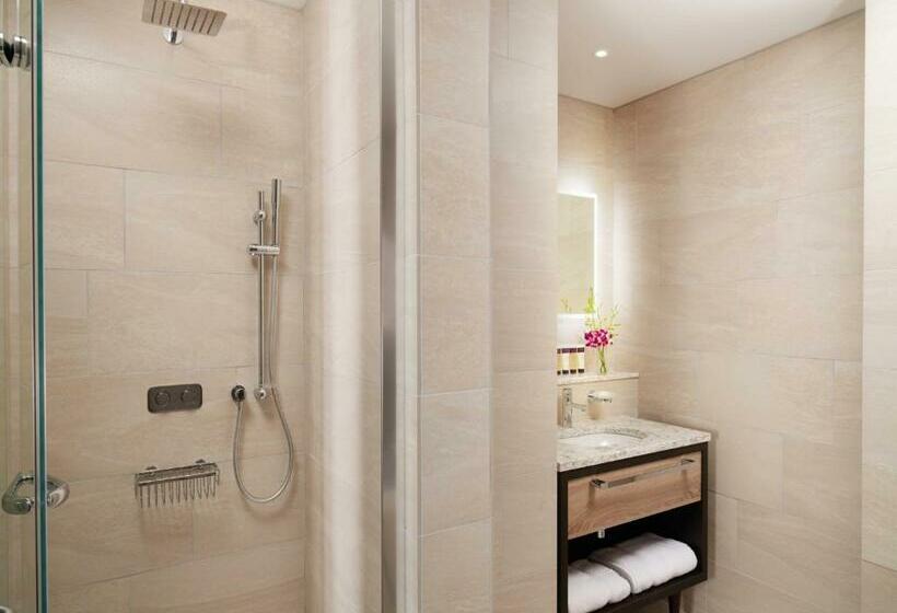 Номер Deluxe, Grand Central Hotel Belfast