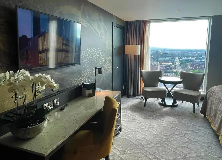 مجموعه ویستا شهر, Grand Central Hotel Belfast