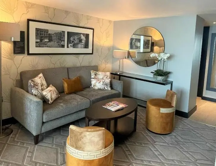 مجموعه ویستا شهر, Grand Central Hotel Belfast