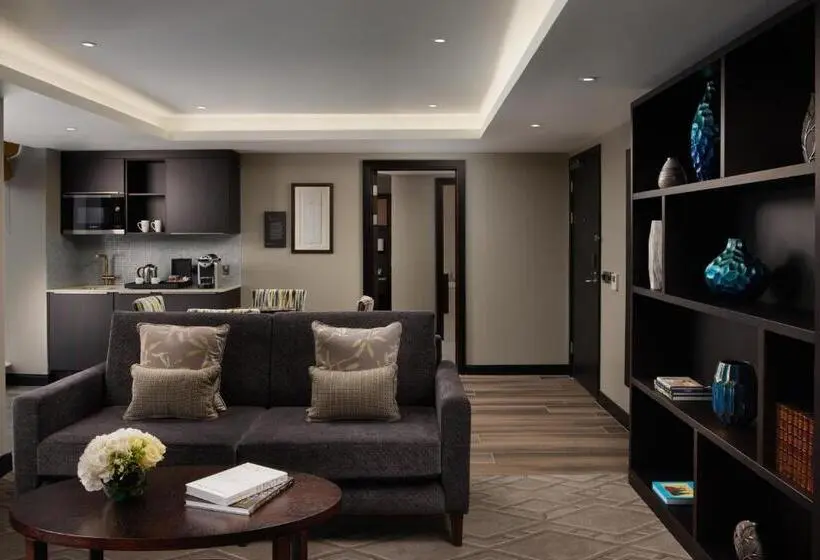 سوییت لوکس, Grand Central Hotel Belfast