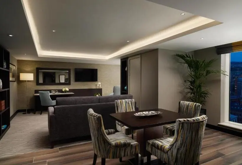 سوییت لوکس, Grand Central Hotel Belfast