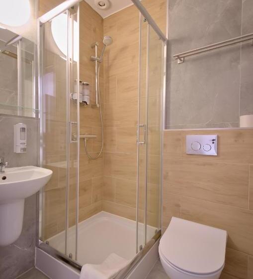 חדר סטנדרט, Sezam