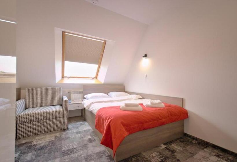 חדר סטנדרט, Sezam