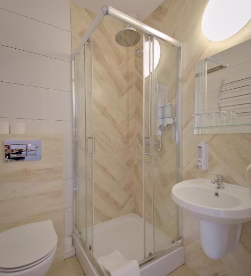 Habitación Estándar Individual, Sezam