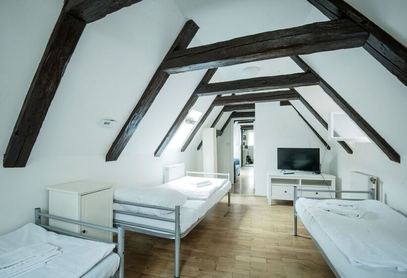 سوییت, Charles Bridge Hostel & Apartments