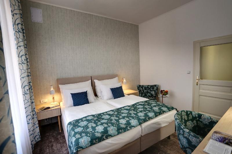 스탠다드 룸, Astoria Hotel & Medical Spa