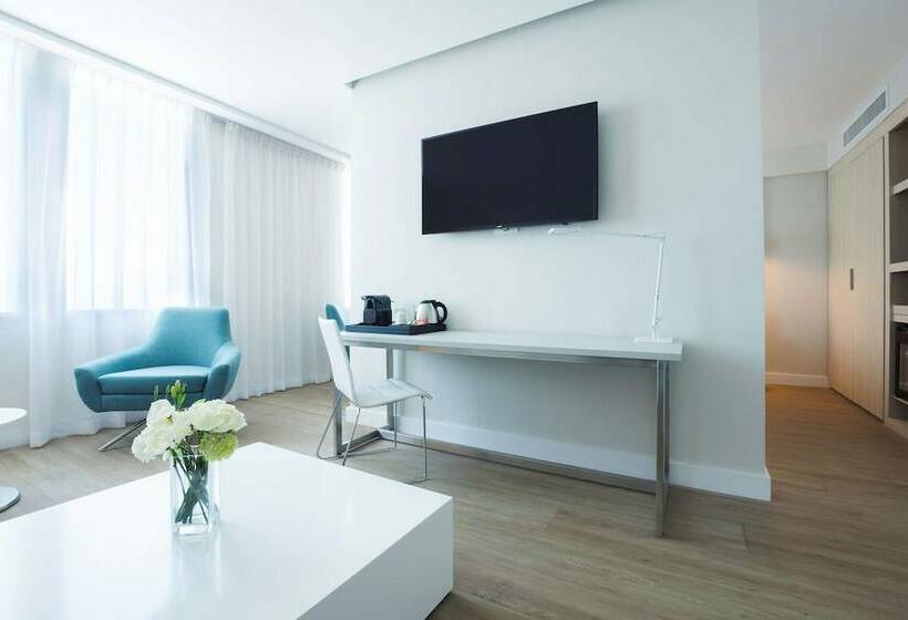 غرفة قياسية, NH Monterrey La Fe