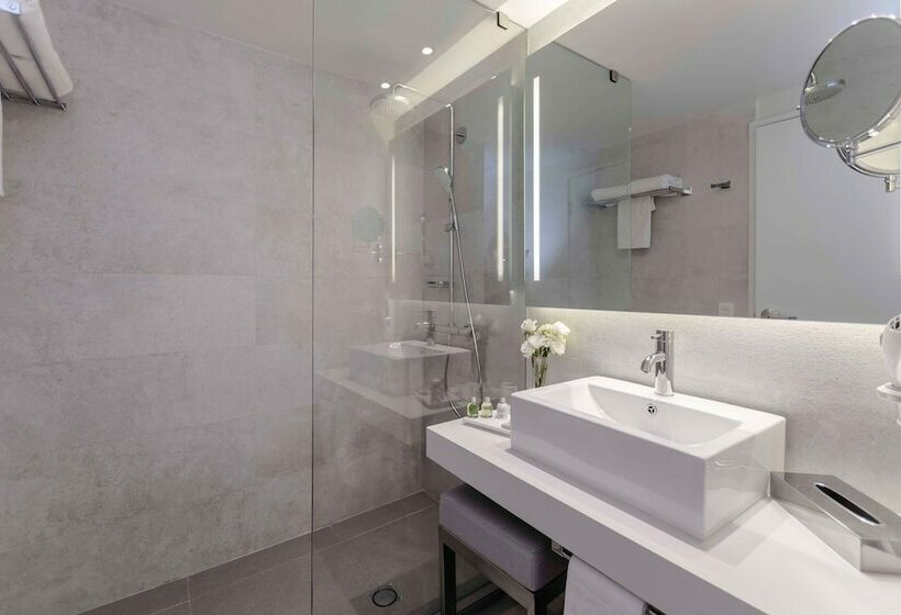 غرفة قياسية, NH Monterrey La Fe