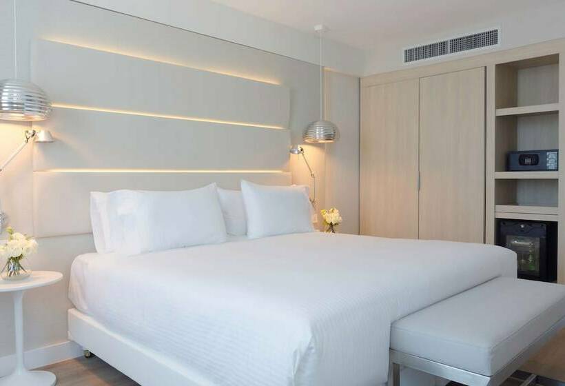 غرفة قياسية, NH Monterrey La Fe