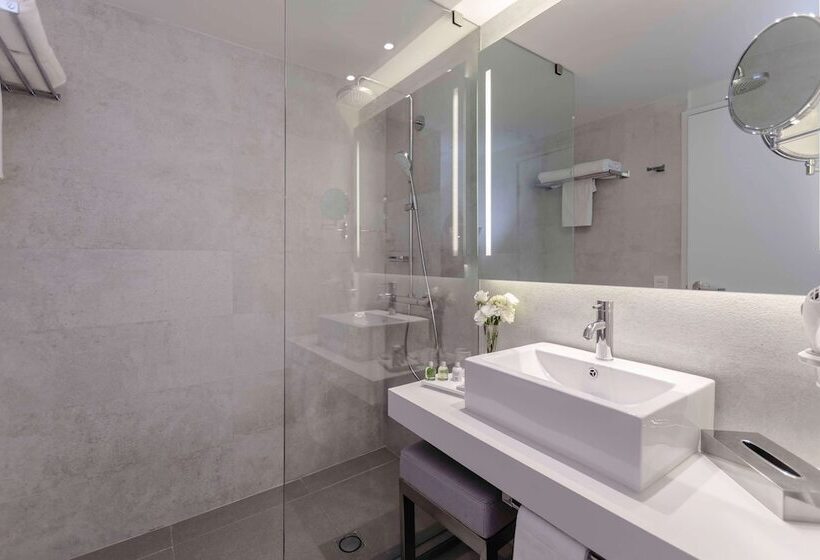 غرفة سوبيريور, NH Monterrey La Fe