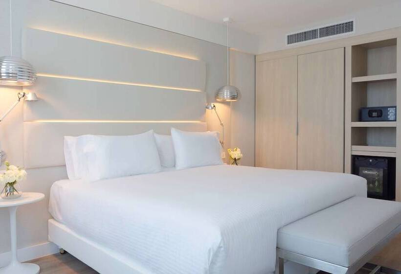 Семейный Номер, NH Monterrey La Fe
