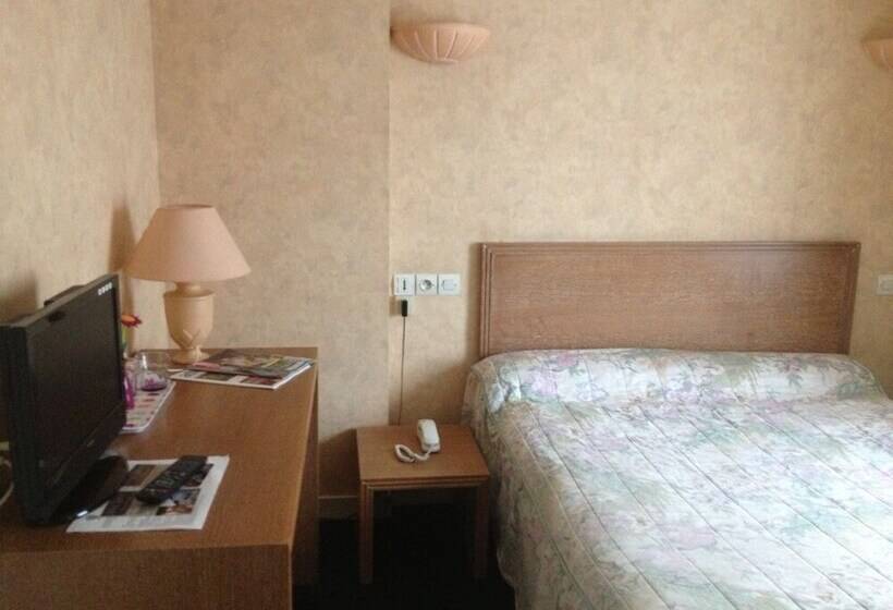 Номер Стандарт, Restaurant Hotel Logis Chez Sophie