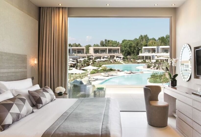 סוויטה נוף לבריכה, Sani Dunes