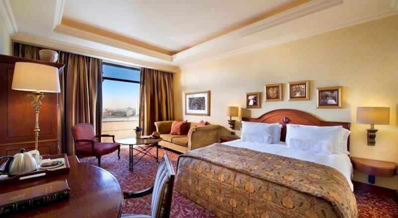 סוויטה נוף לבריכה, Sani Dunes