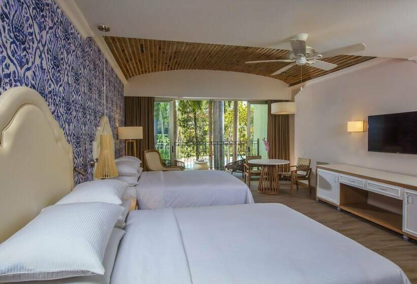 주니어 스위트 풀장 전망, The Hacienda At Krystal Grand Puerto Vallarta