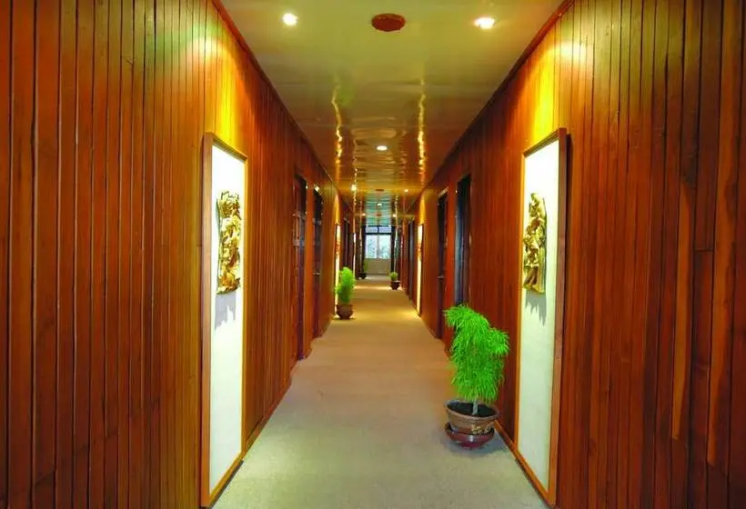 اتاق سوپریور, Paramount Inle Resort