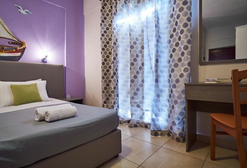 اتاق استاندارد, Elena S Studios