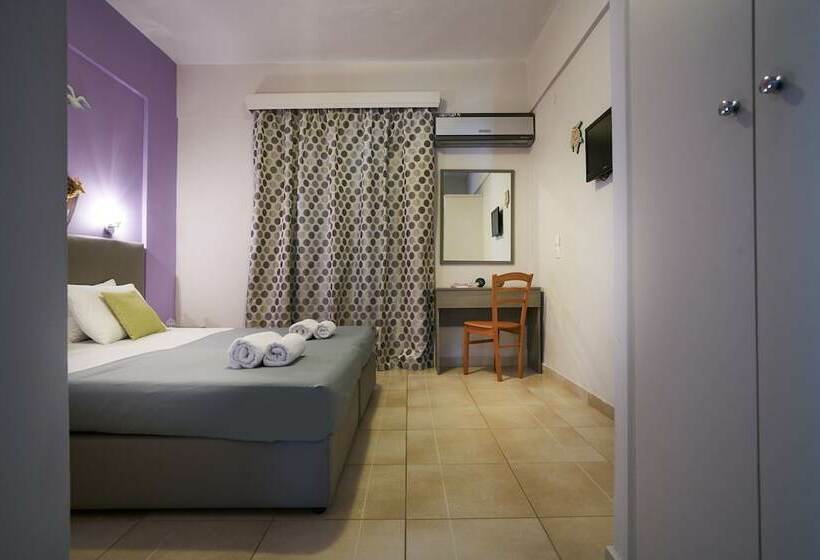 اتاق استاندارد, Elena S Studios