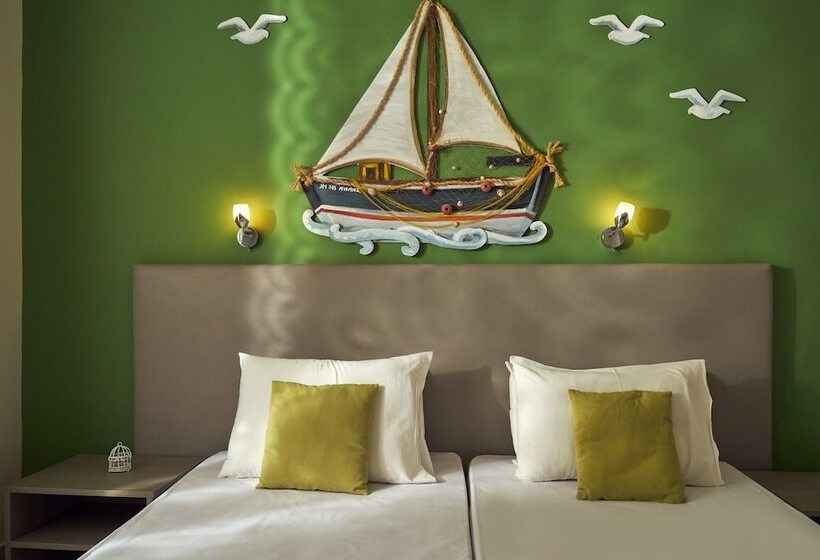 اتاق استاندارد, Elena S Studios