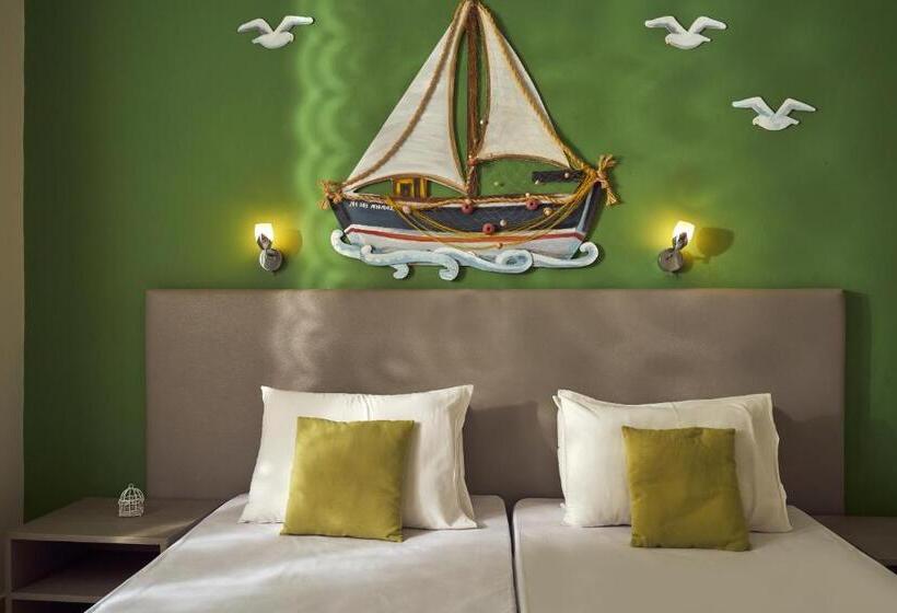 اتاق استاندارد, Elena S Studios