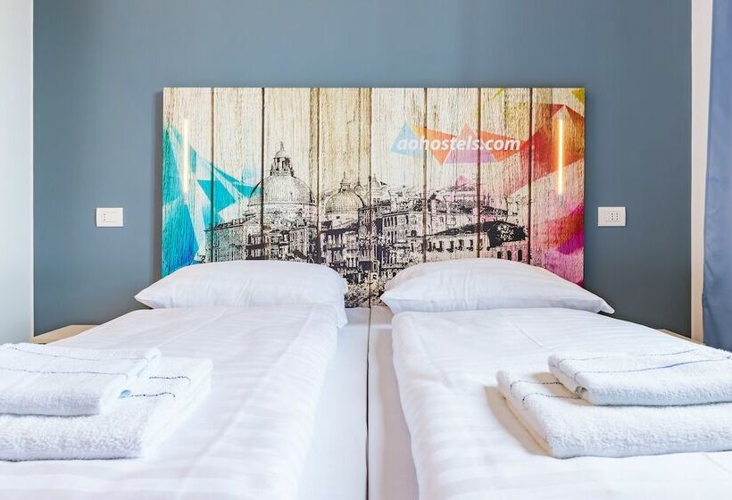 Номер Стандарт, a&o Hostel Venezia Mestre