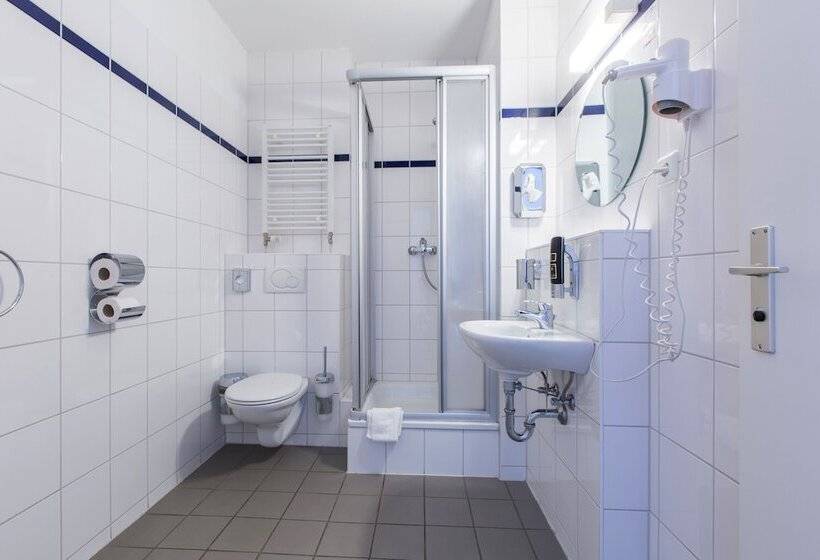 四人标准间, a&o Hostel Venezia Mestre