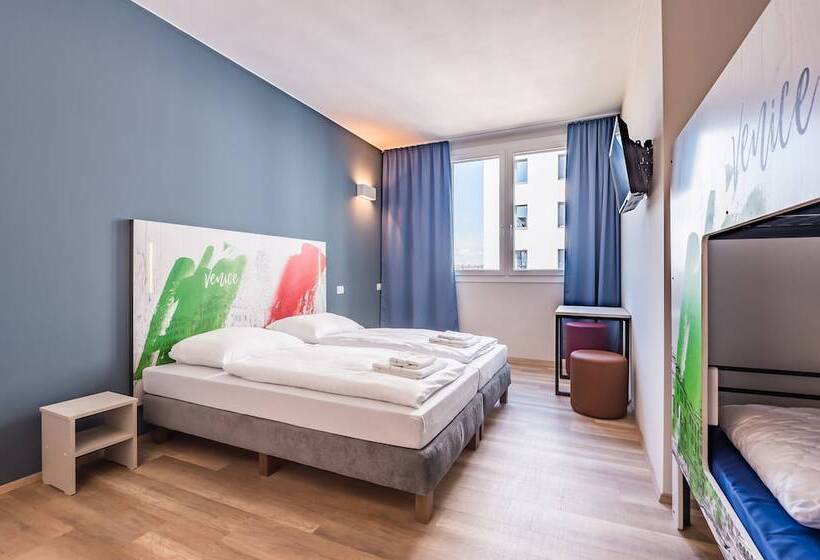 四人标准间, a&o Hostel Venezia Mestre