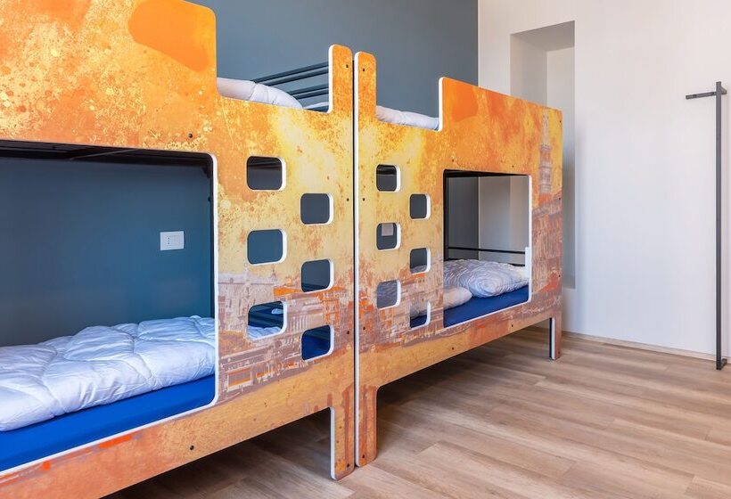 共用房间的床, a&o Hostel Venezia Mestre