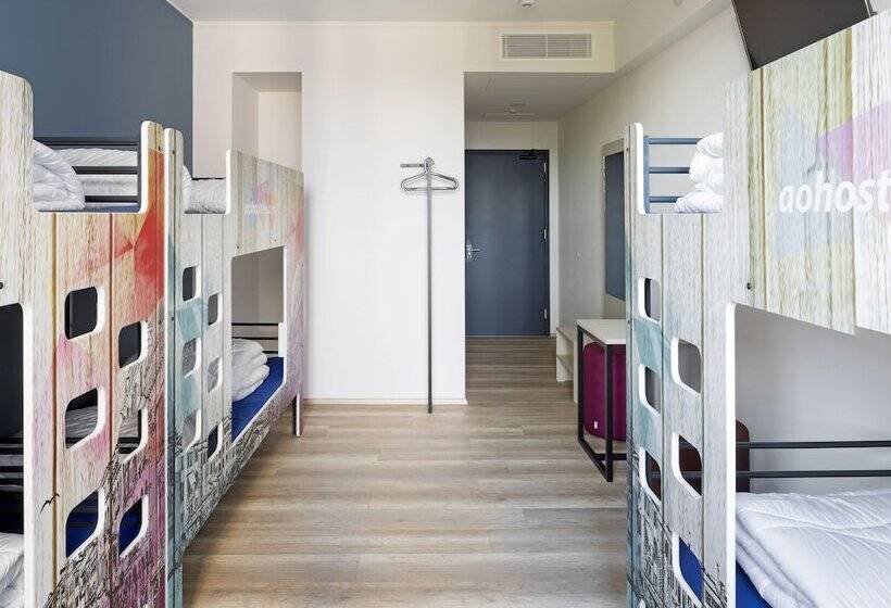 共用房间的床, a&o Hostel Venezia Mestre