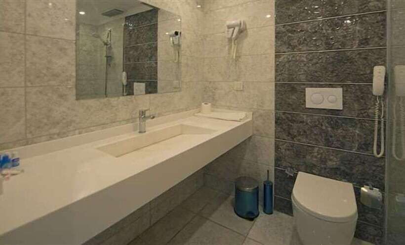 标准三人间, Ada Newday Resort