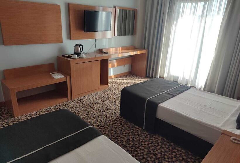 3-Bett-Standardzimmer, Ada Newday Resort