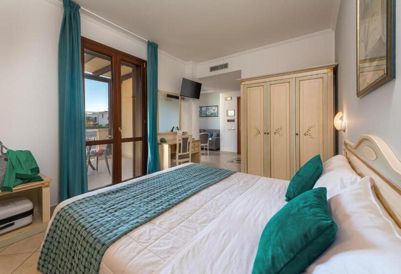 סוויטה משפחתית, Helios